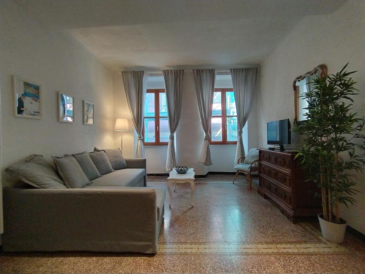 Rosanna House Apartment เวอนาซซา ภายนอก รูปภาพ